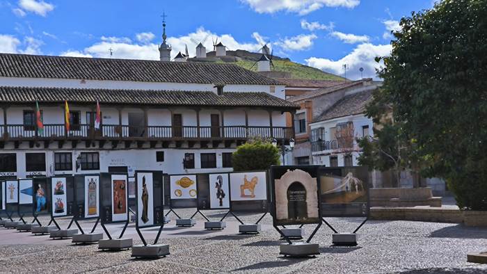 Mains Square in Consuegra
